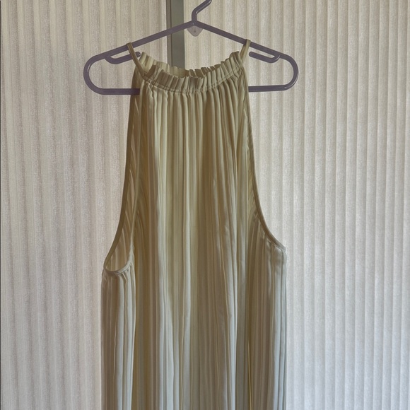 Banana Republic White Pleated Pullover Dress Size Medium EUC - Picture 2 of 5